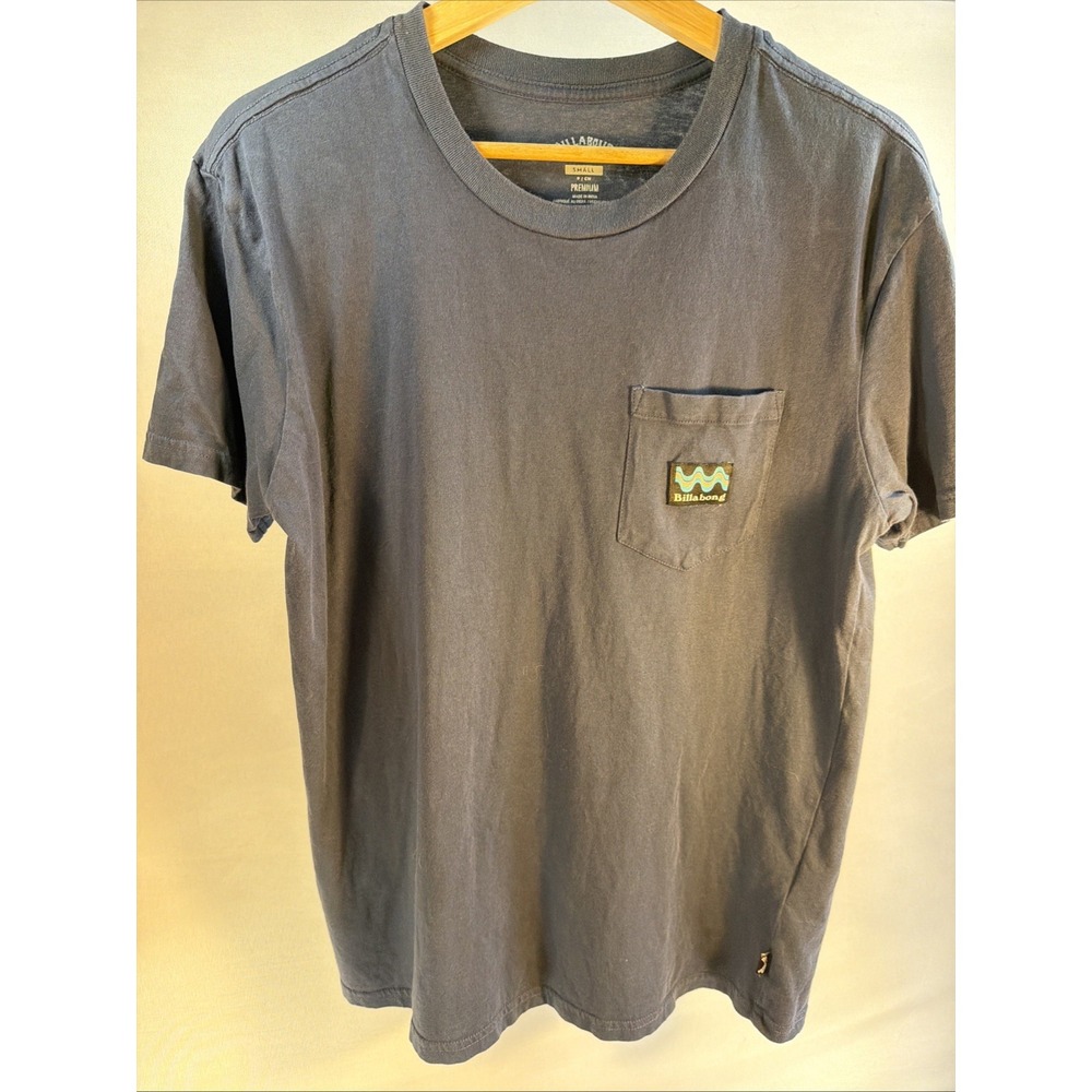 Billabong Men's Small Grey Short Sleeve Pocket T-Shirt Woven Logo Label